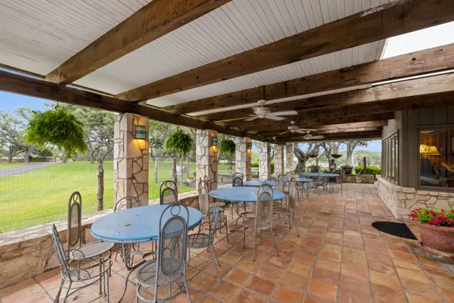 Poco Loco Ranch — Texas Hill Country guest ranch in Boerne